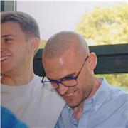 Aiuto-compiti elementari, medie, eventualmente superiori; lingua spagnola.